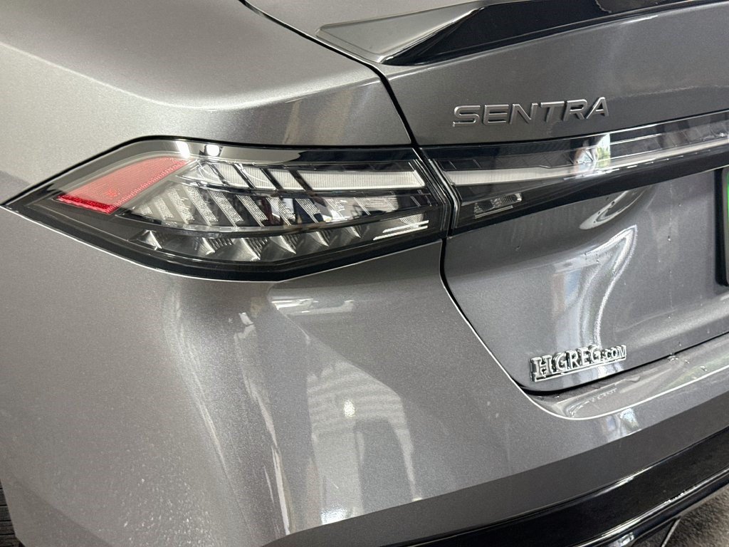 Used 2026 Nissan Sentra SR w/ Floor Mat Package FWD image 35