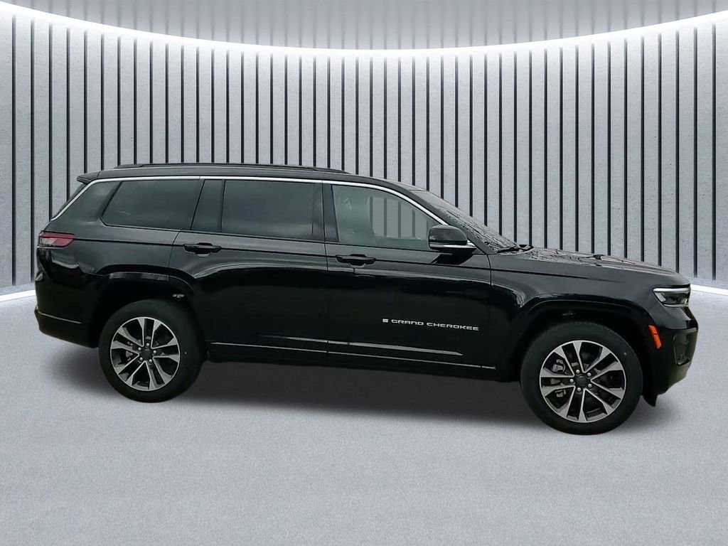 New 2025 Jeep Grand Cherokee L Overland w/ Trailer Tow Package image 4