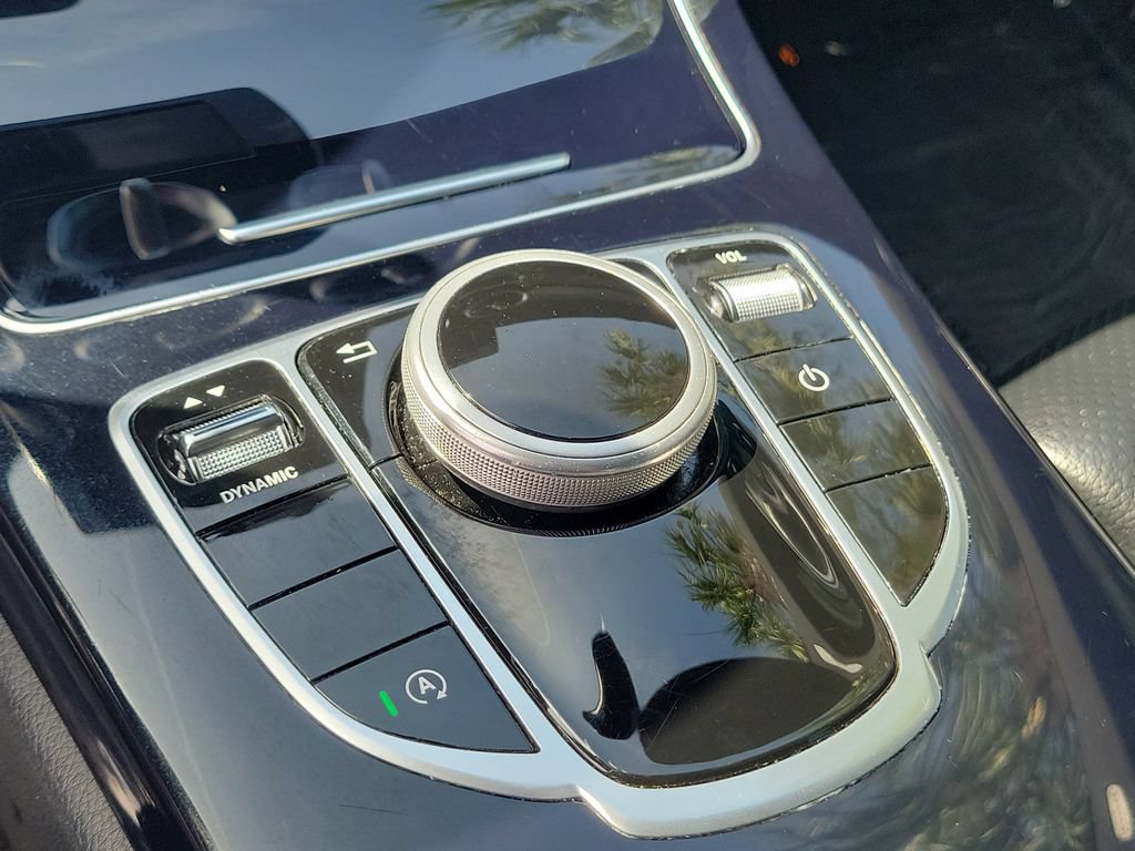 Used 2018 Mercedes-Benz C 300 Sedan image 28