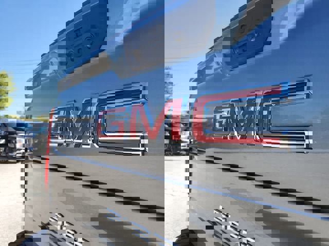 New 2026 GMC Sierra 1500 AT4 w/ AT4 Premium Package image 7