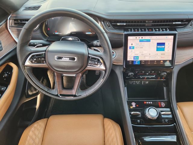 Used 2024 Jeep Grand Cherokee L Summit w/ Advanced Protech Group IV image 27