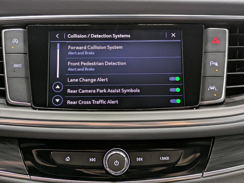 Used 2023 Buick Enclave Essence w/ Sport Touring Edition AWD/4WD image 8
