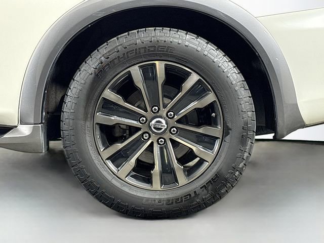 Used 2017 Nissan Armada Platinum AWD/4WD image 34