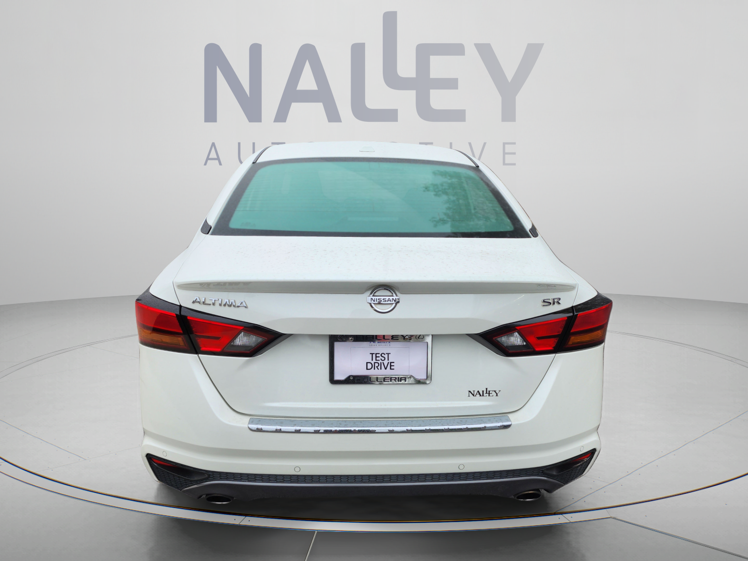Used 2021 Nissan Altima 2.5 SR w/ SR Premium Package FWD image 4