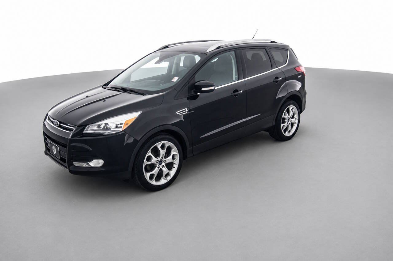 Used 2014 Ford Escape Titanium w/ Equipment Group 401A FWD image 9