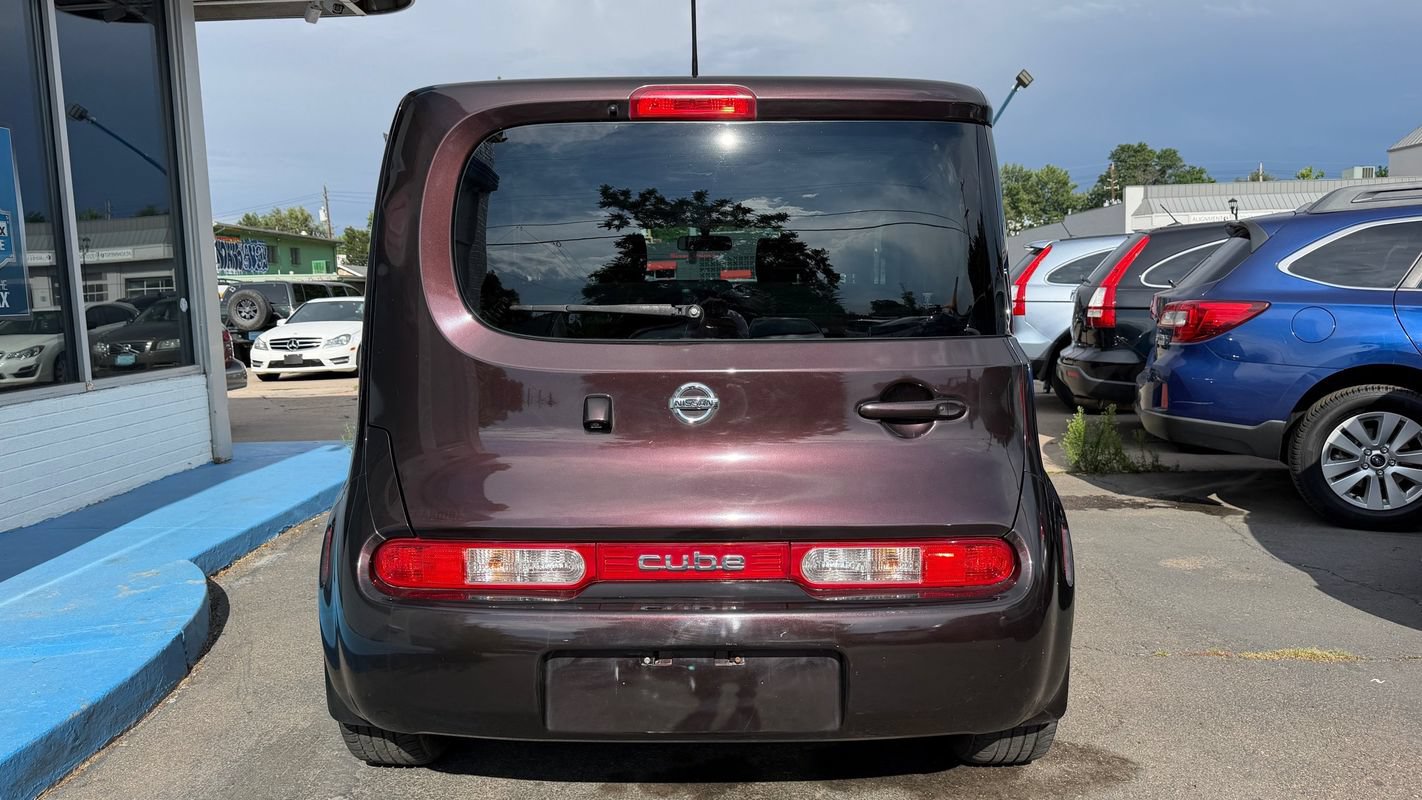 Used 2011 Nissan Cube 1.8 SL w/ SL Preferred Pkg FWD image 3