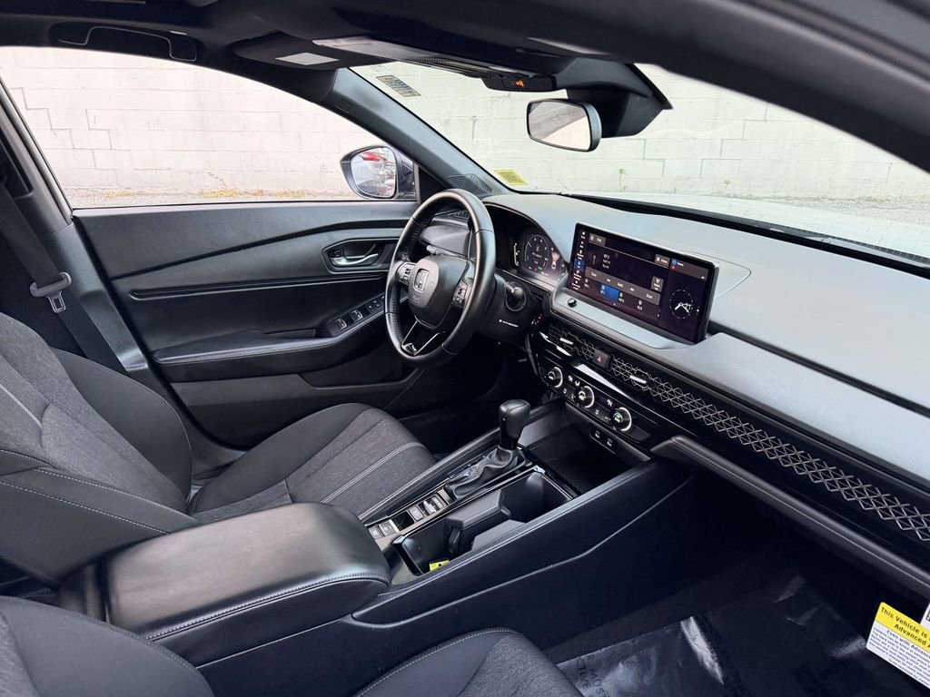 Used 2024 Honda Accord Sport image 12