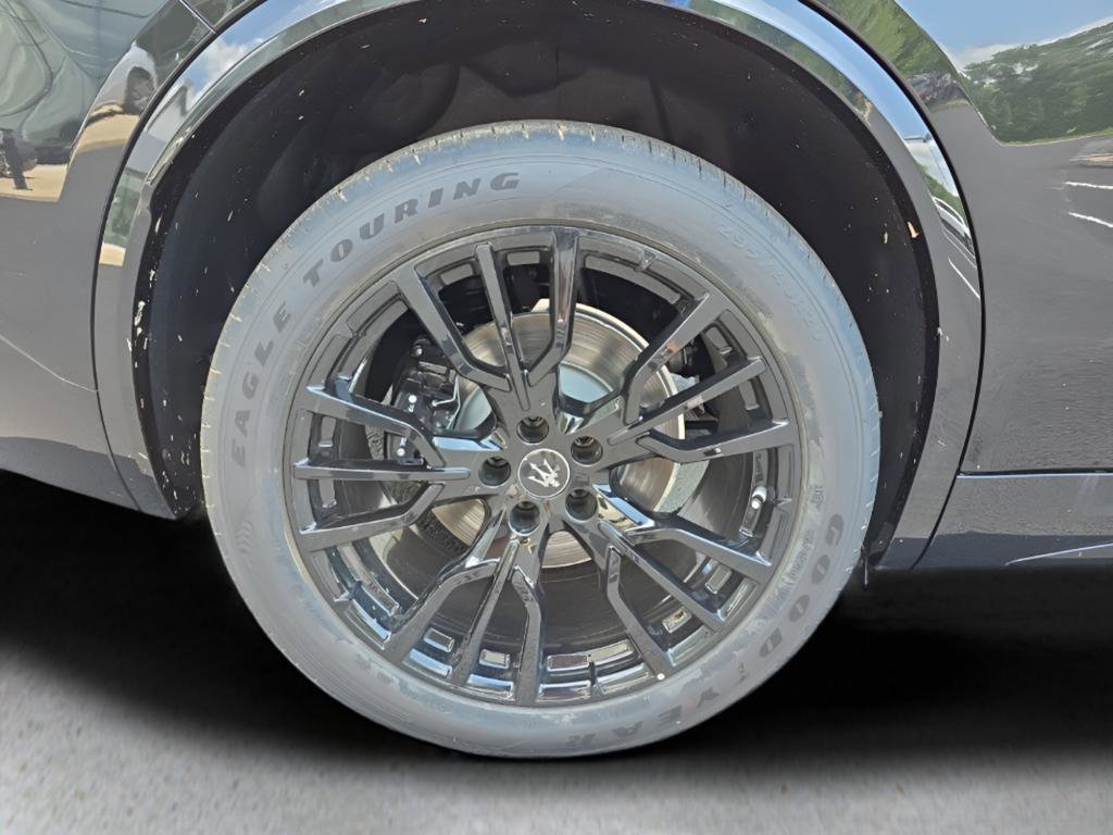 New 2025 Maserati Grecale Modena image 39