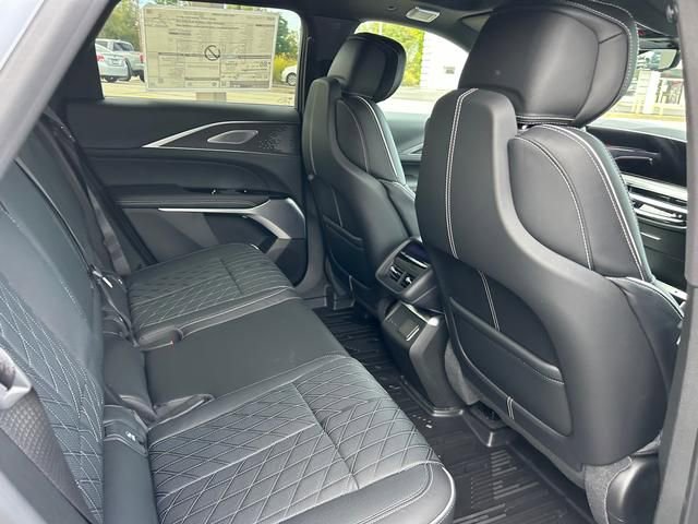 New 2026 Cadillac Lyriq V w/ Exterior Carbon Fiber Package image 23