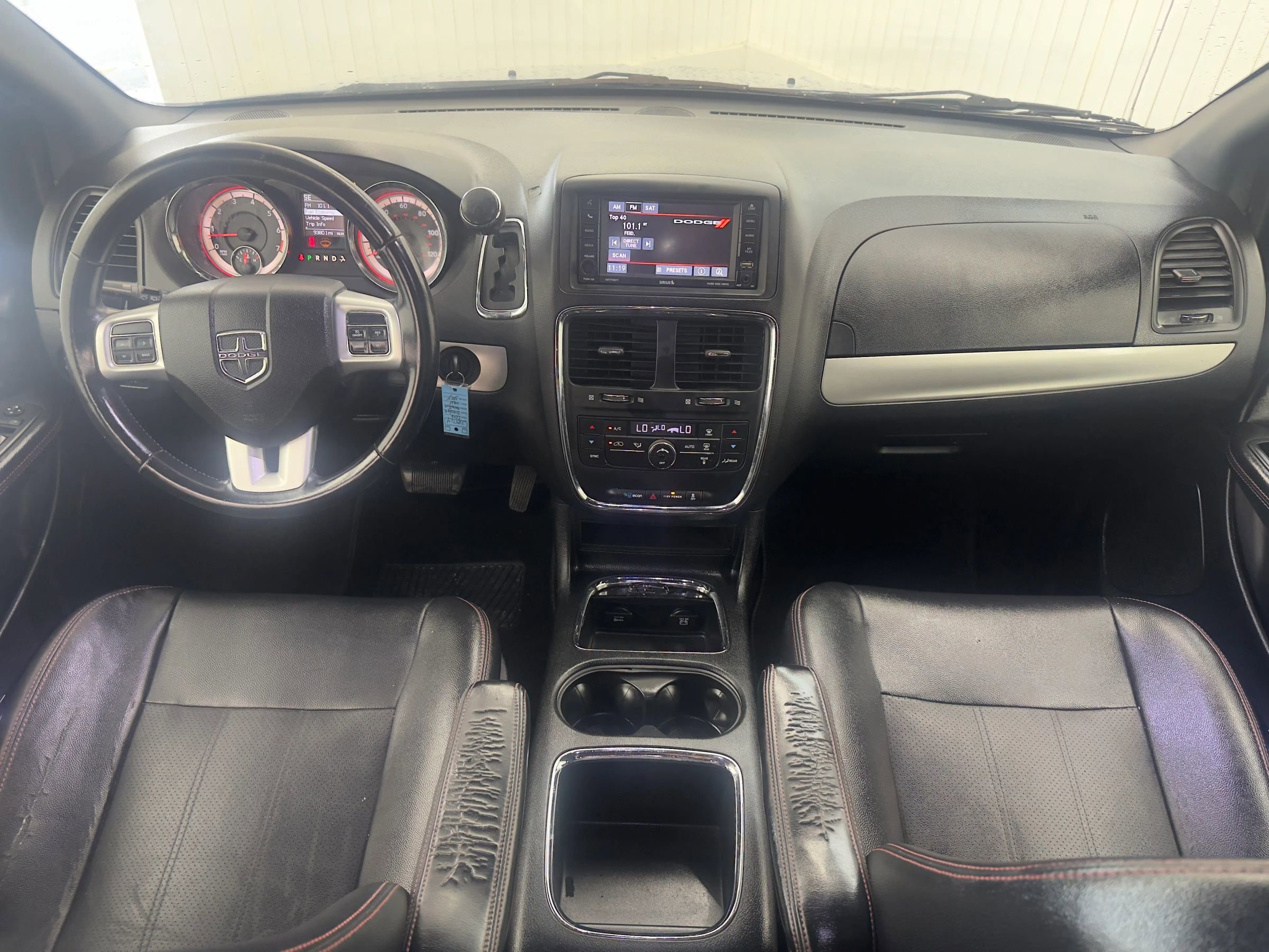 Used 2016 Dodge Grand Caravan R/T image 16