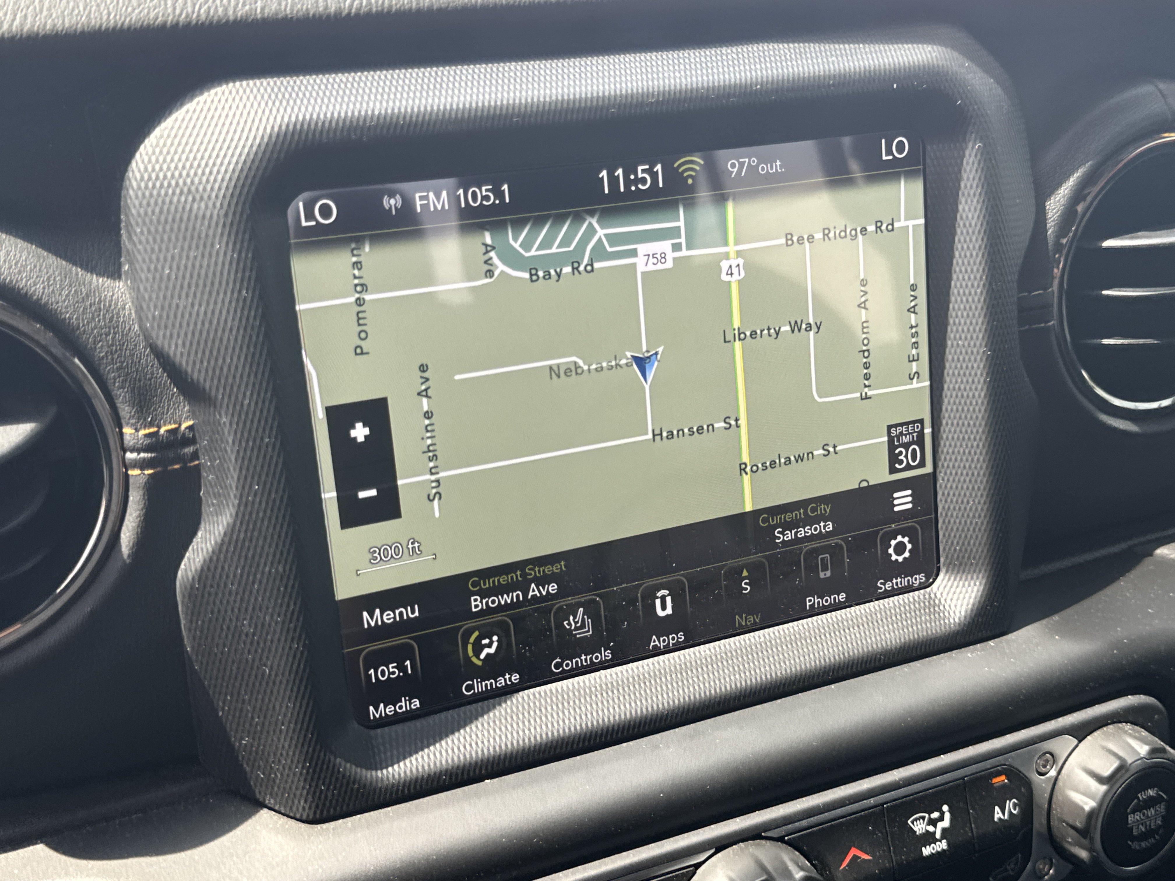 Used 2023 Jeep Gladiator Overland AWD/4WD image 24