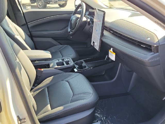 New 2026 Ford Mustang Mach-E Premium w/ Technology Package RWD image 17