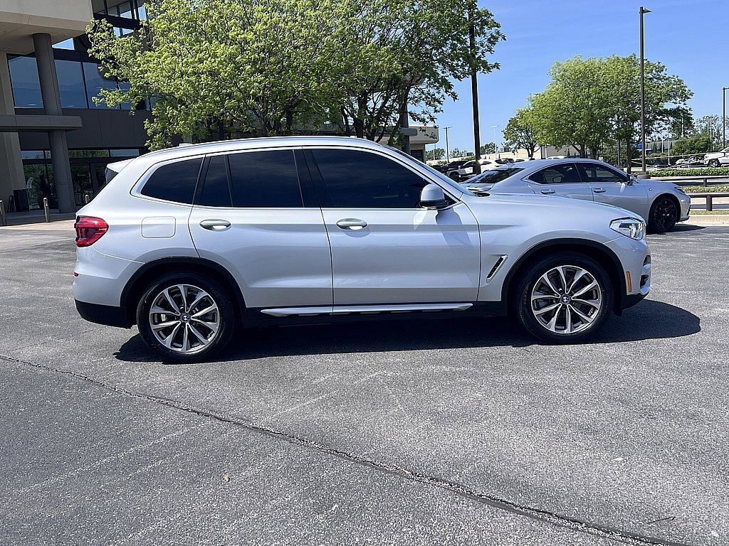 Used 2019 BMW X3 xDrive30i w/ Premium Package AWD/4WD image 2