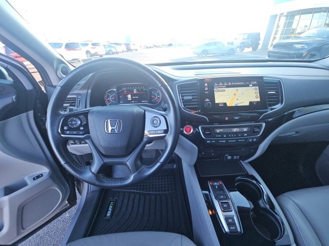 Certified 2021 Honda Pilot Touring image 21