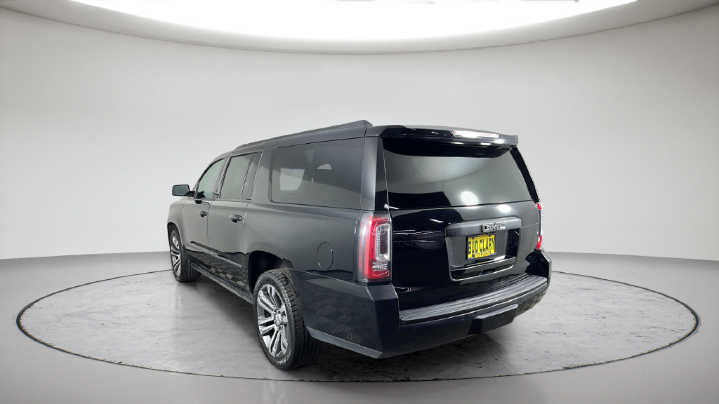 Used 2019 GMC Yukon XL Denali w/ Denali Ultimate Package AWD/4WD image 10