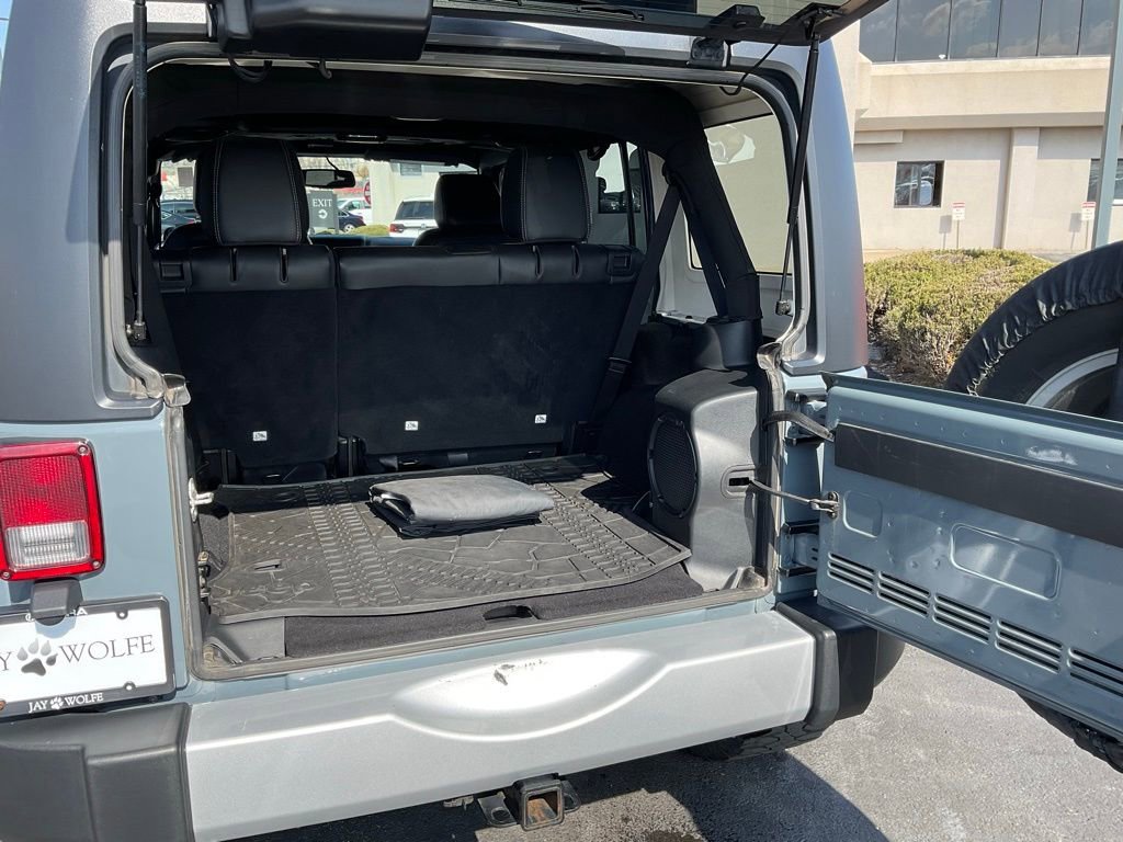 Used 2014 Jeep Wrangler Unlimited Sahara w/ Connectivity Group image 20