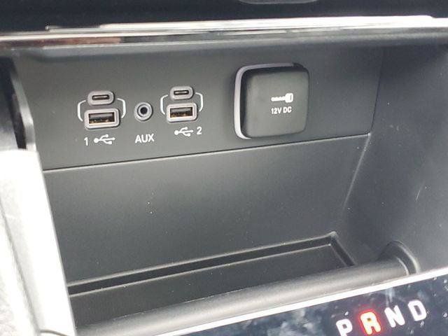New 2026 Jeep Grand Cherokee L Limited w/ Limited Altitude Package AWD/4WD image 30