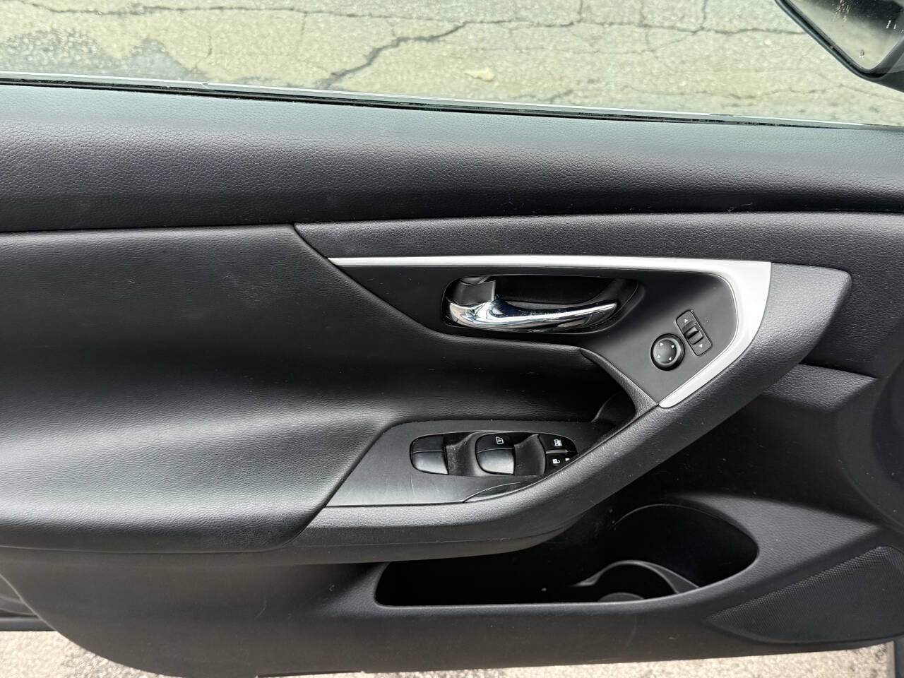 Used 2018 Nissan Altima 2.5 SV FWD image 7