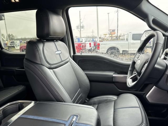 New 2026 Ford F350 Platinum w/ FX4 Off-Road Package image 16