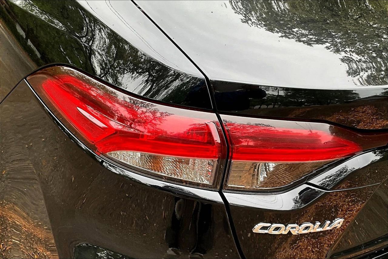 Used 2024 Toyota Corolla XLE FWD image 20