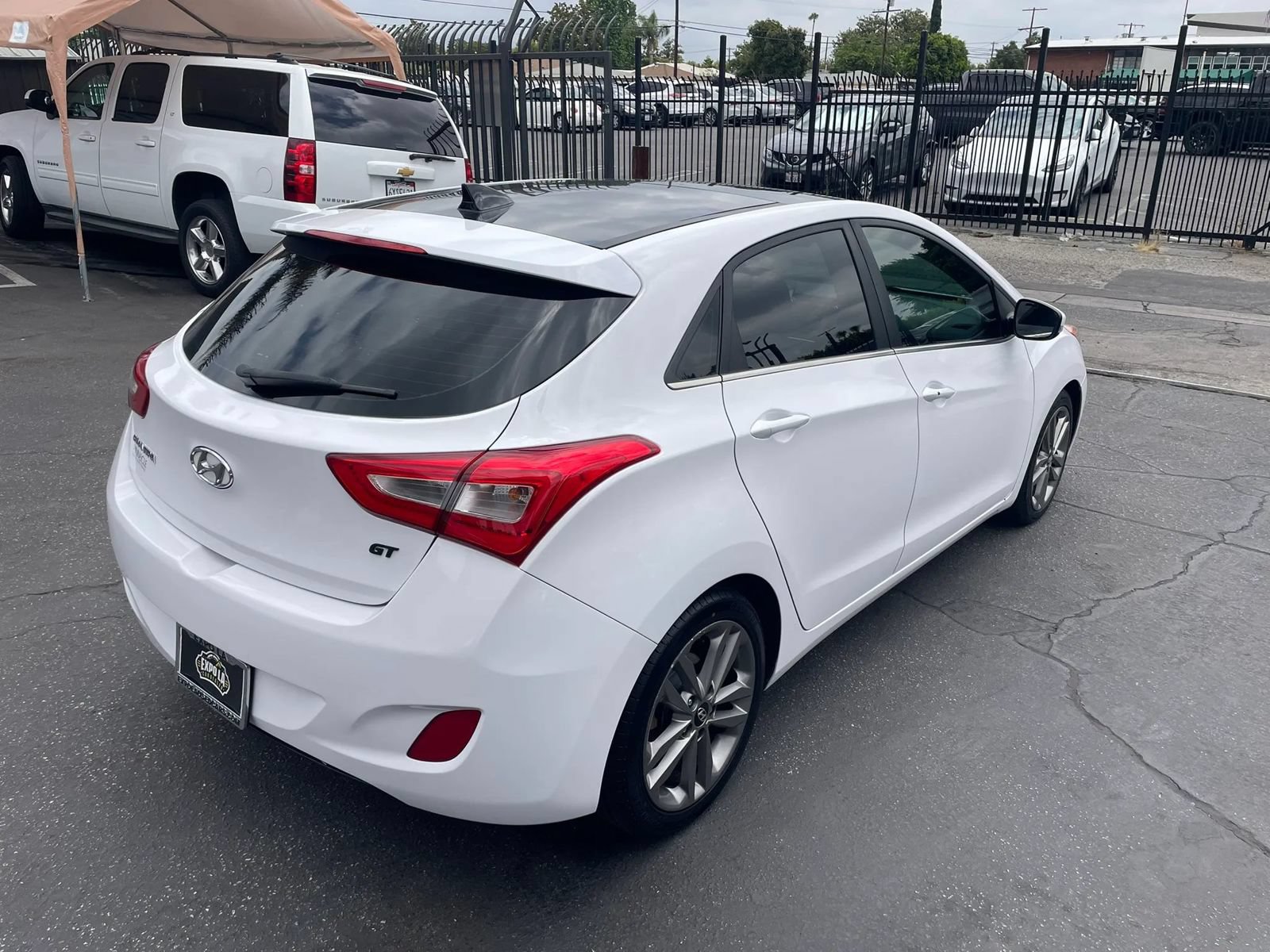 Used 2016 Hyundai Elantra GT w/ Option Group 03 FWD image 14