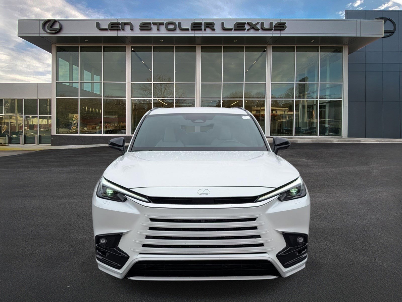 Certified 2024 Lexus TX 500h AWD w/ Technology Package image 8