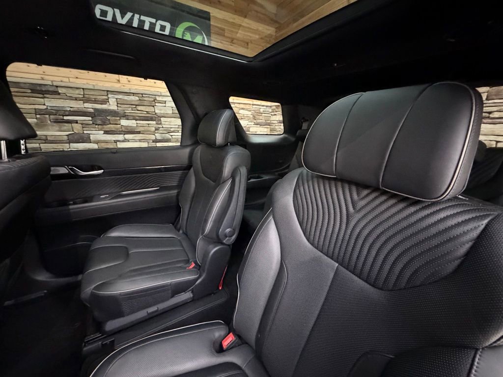 Used 2023 Hyundai Palisade Calligraphy w/ Cargo Package image 32