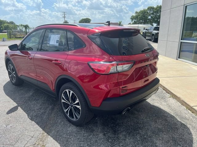 Used 2022 Ford Escape SEL w/ SEL Stealth AWD Package image 7