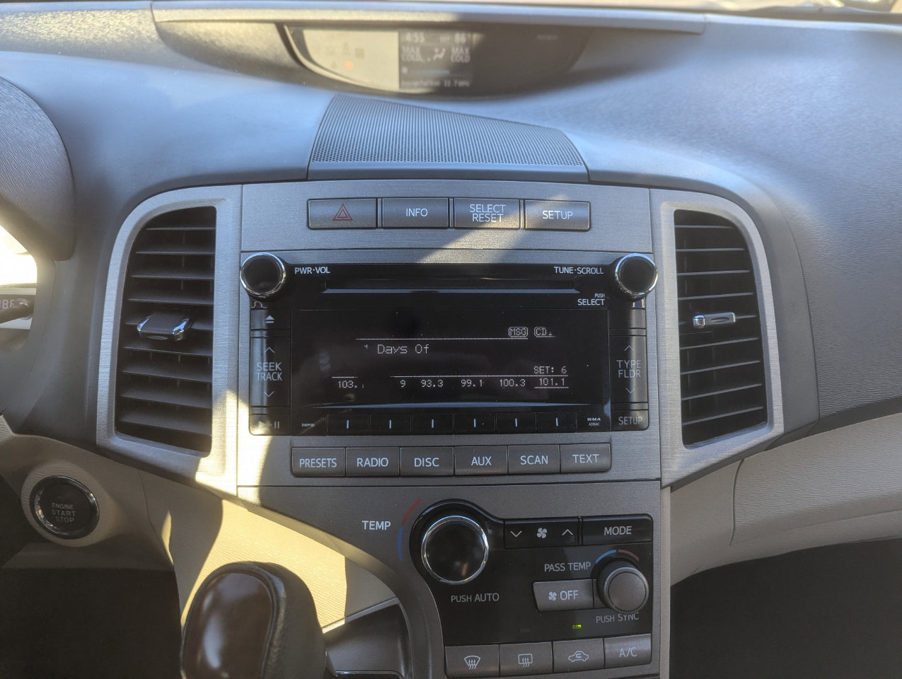 Used 2012 Toyota Venza XLE image 22