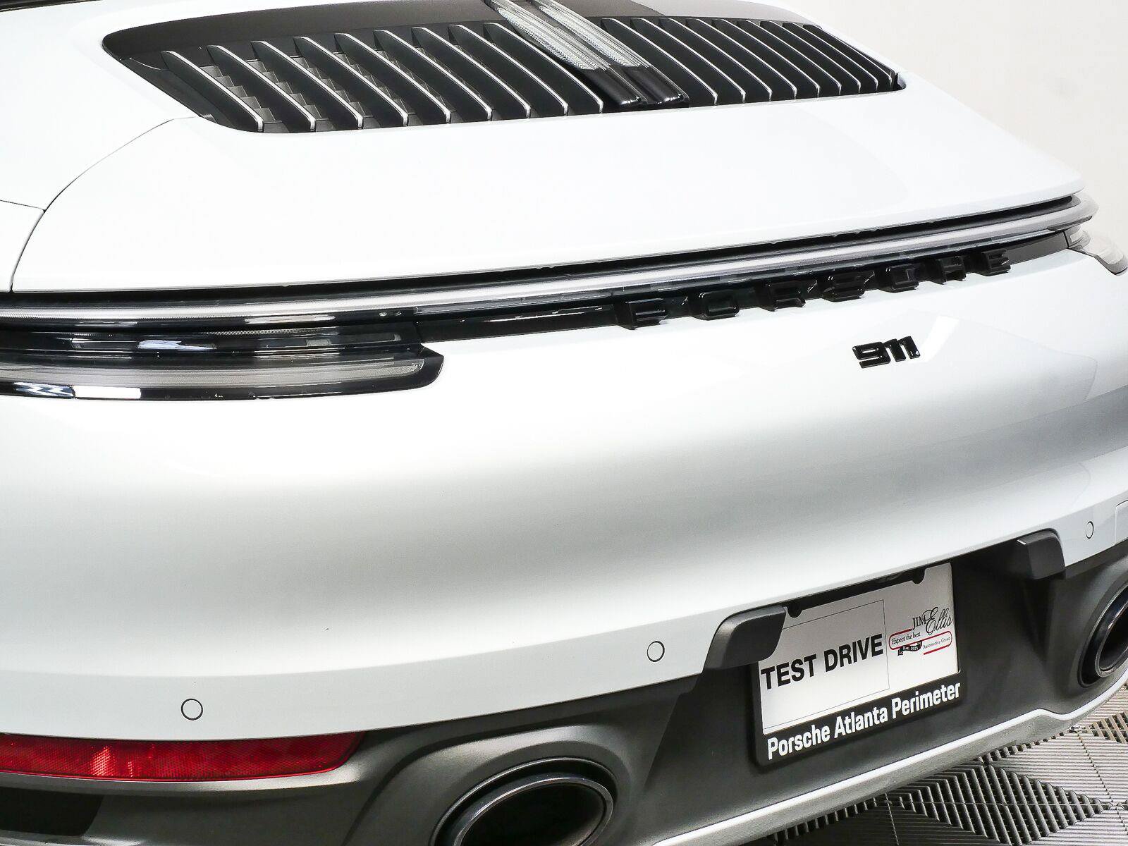 Certified 2024 Porsche 911 Targa 4S w/ Premium Package AWD/4WD image 32