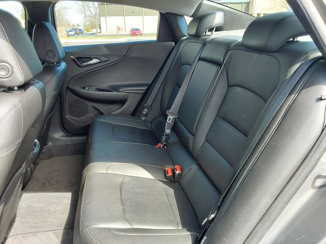 Used 2018 Chevrolet Malibu LT w/ True North Edition FWD image 11