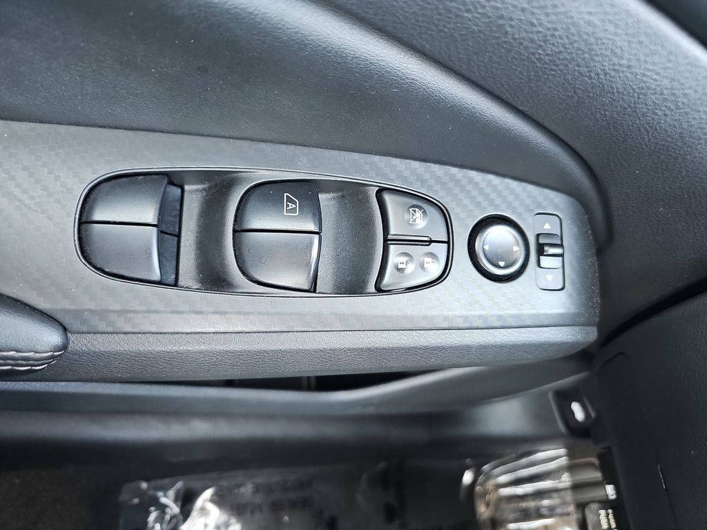 Used 2024 Nissan Altima 2.5 SV image 32