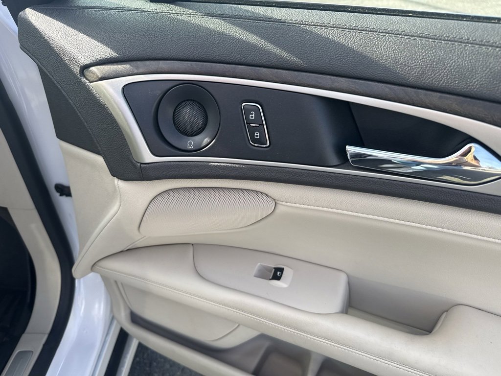 Used 2020 Lincoln MKZ Reserve w/ Elements Package image 30