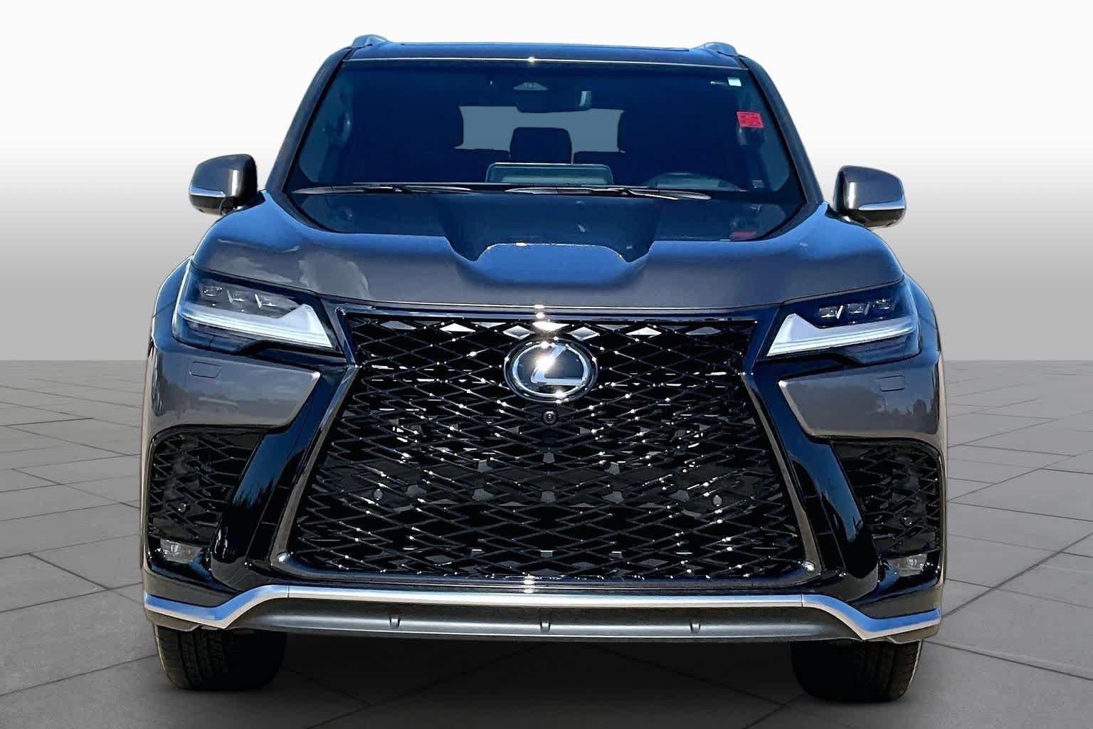 Used 2026 Lexus LX 600 F Sport w/ Accessory Package (Z1) AWD/4WD image 4