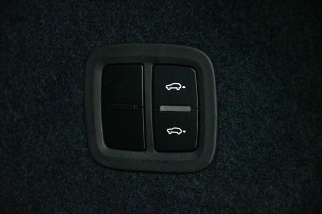 Used 2024 Porsche Cayenne Turbo GT AWD/4WD image 23