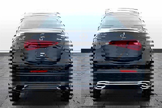 Used 2025 Mercedes-Benz C 300 C 300 image 8