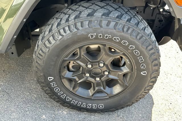 Used 2023 Jeep Gladiator Willys image 11