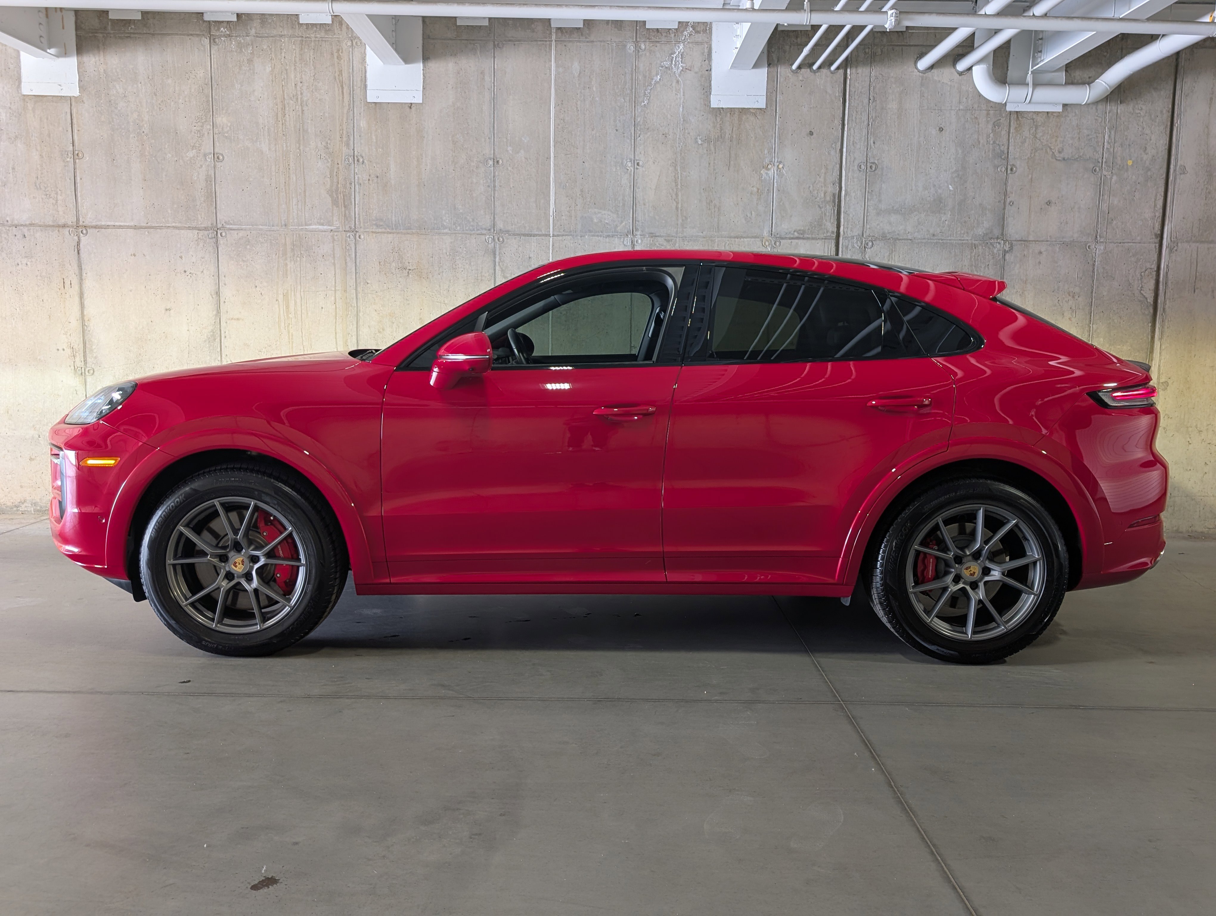 Certified 2024 Porsche Cayenne S AWD/4WD image 2