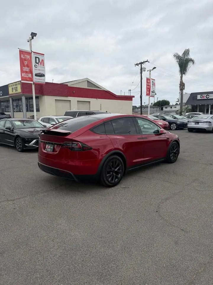 Used 2025 Tesla Model X AWD/4WD image 7