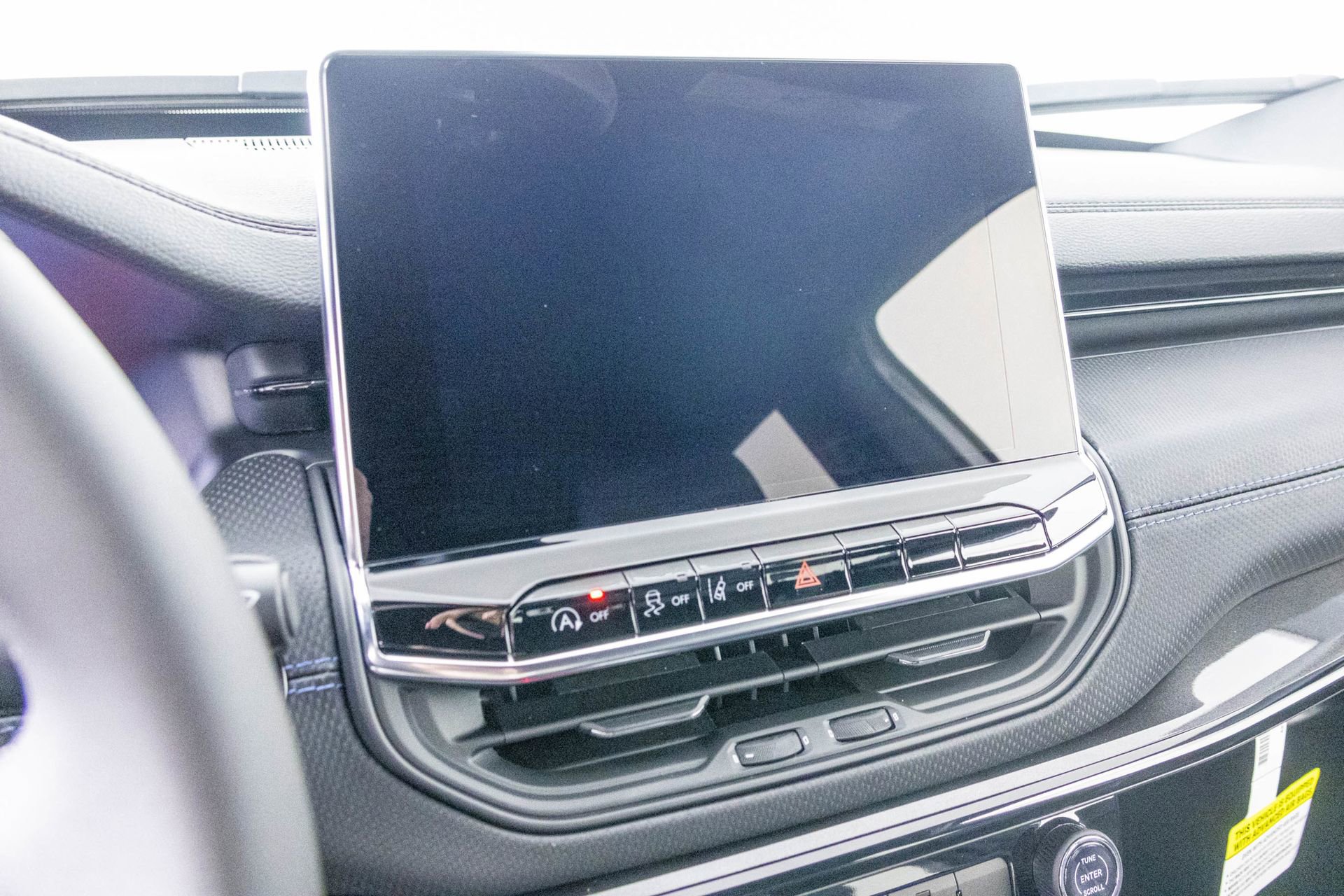 New 2026 Jeep Compass Latitude image 22