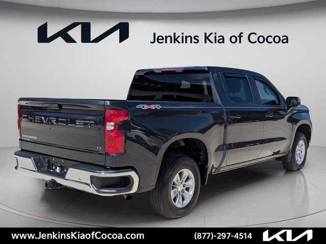 Used 2024 Chevrolet Silverado 1500 LT AWD/4WD image 3