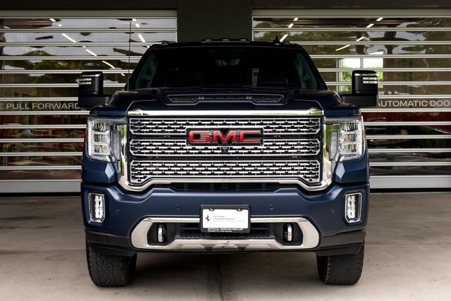 Used 2023 GMC Sierra 2500 Denali w/ Denali Ultimate Package AWD/4WD image 9