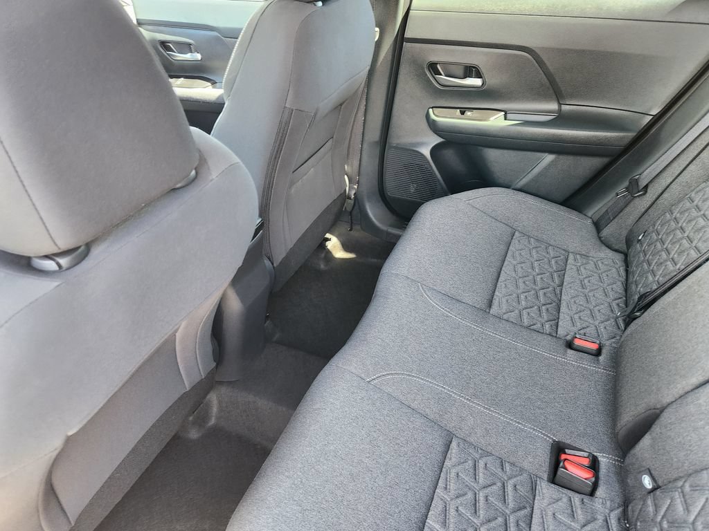 Certified 2025 Nissan Kicks SV AWD/4WD image 24