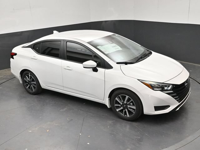 New 2025 Nissan Versa SV w/ Trunk Package FWD image 17