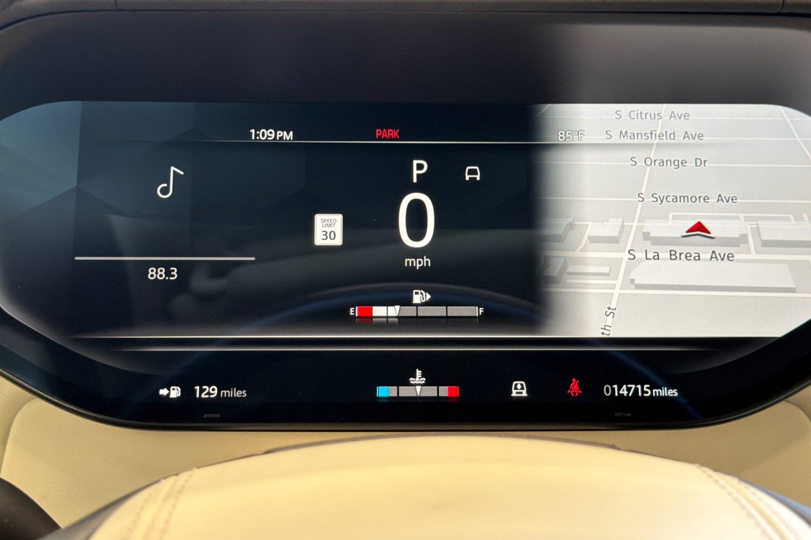 Used 2023 Land Rover Range Rover SE AWD/4WD image 24