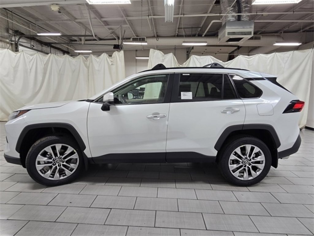 New 2025 Toyota RAV4 Limited image 15