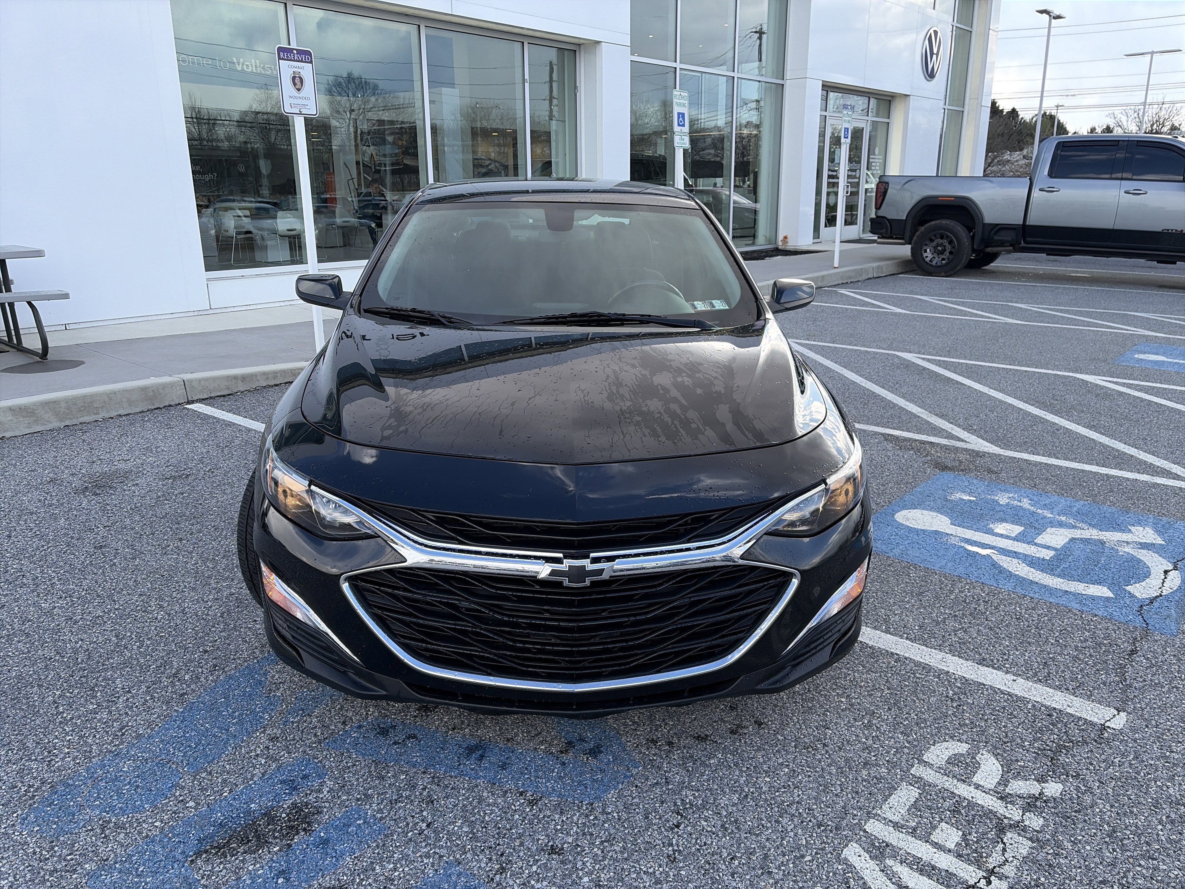 Used 2020 Chevrolet Malibu RS image 2