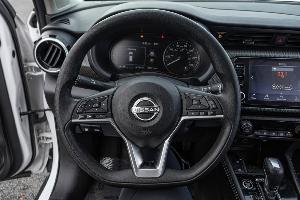 Used 2022 Nissan Kicks SV FWD image 21