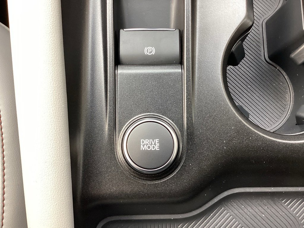 Used 2025 Ford Explorer Active w/ Active Comfort Package image 63