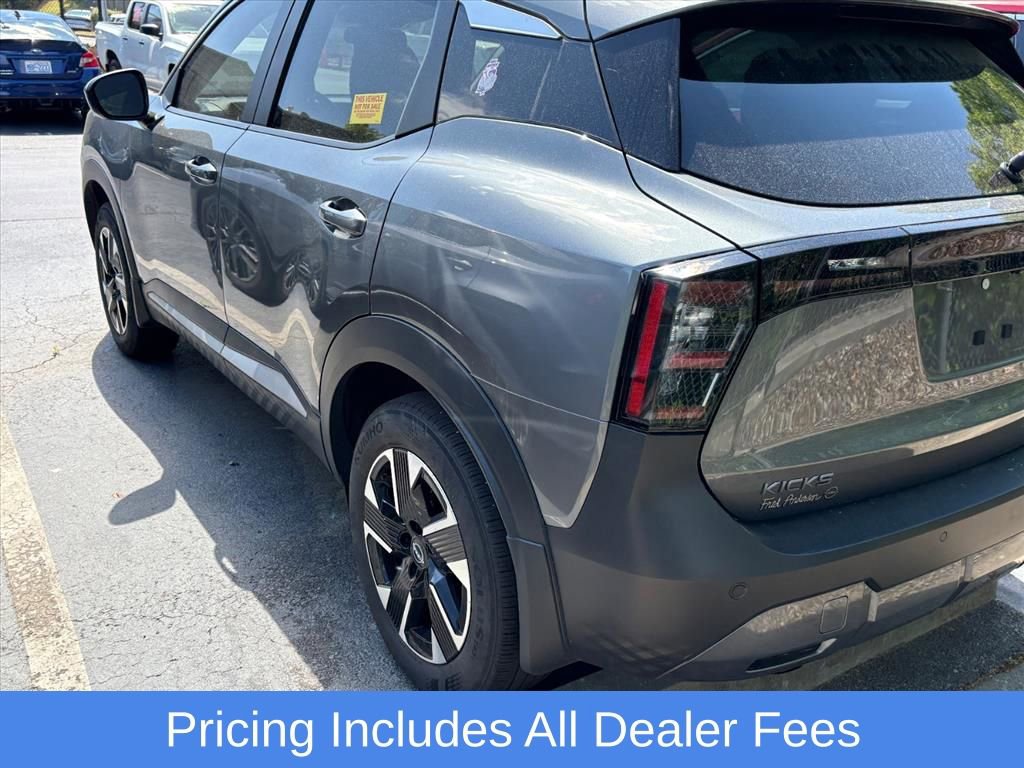 Used 2025 Nissan Kicks SV w/ Charging Package AWD/4WD image 7